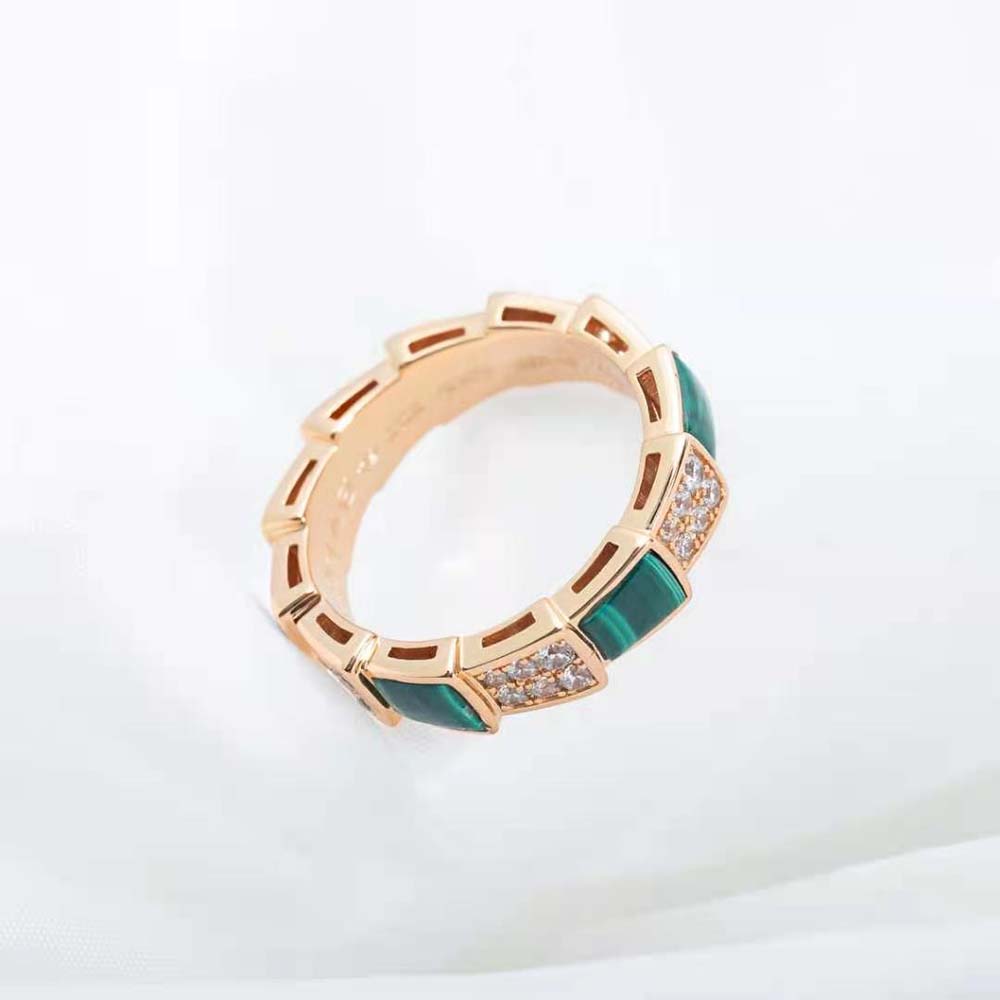 Women Ring in 18 KT Rose Gold-Green