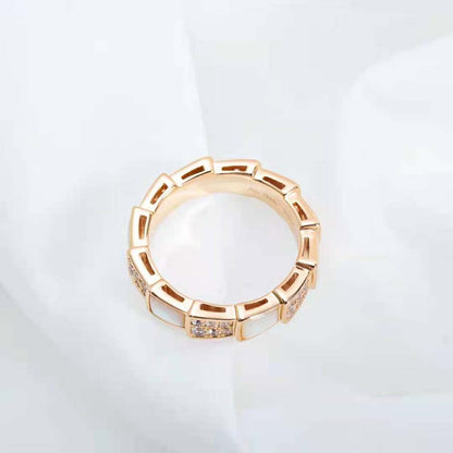 Women Ring in 18 KT Rose Gold-White