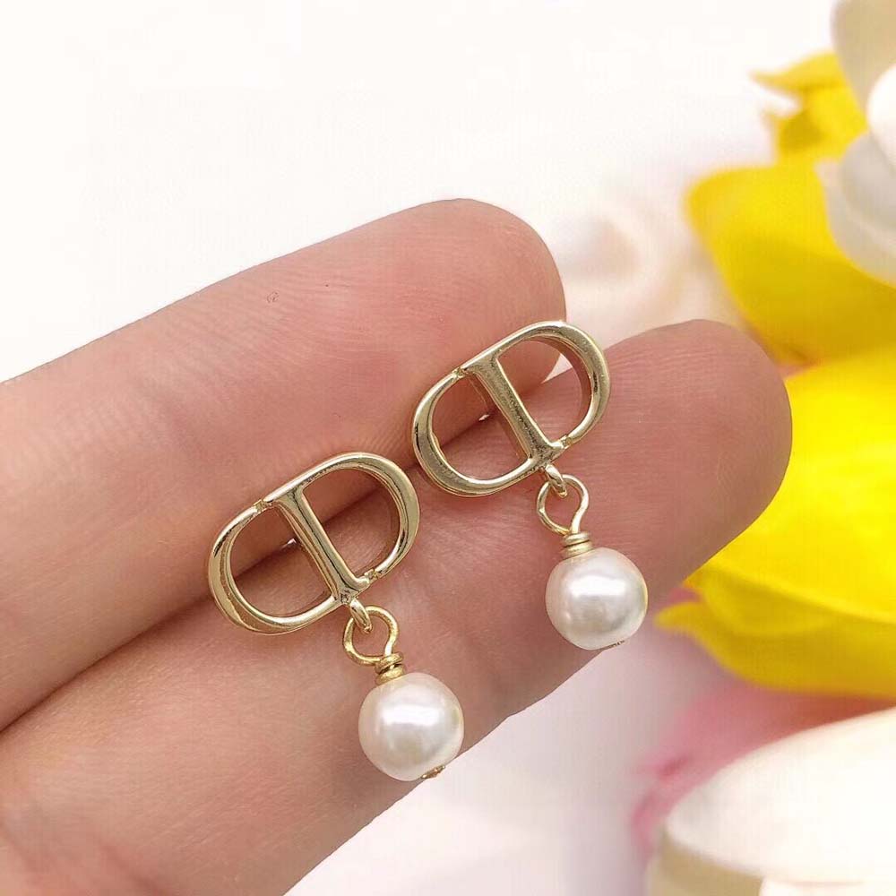 Women Earrings Gold-Finish Metal and White Resin Pearls